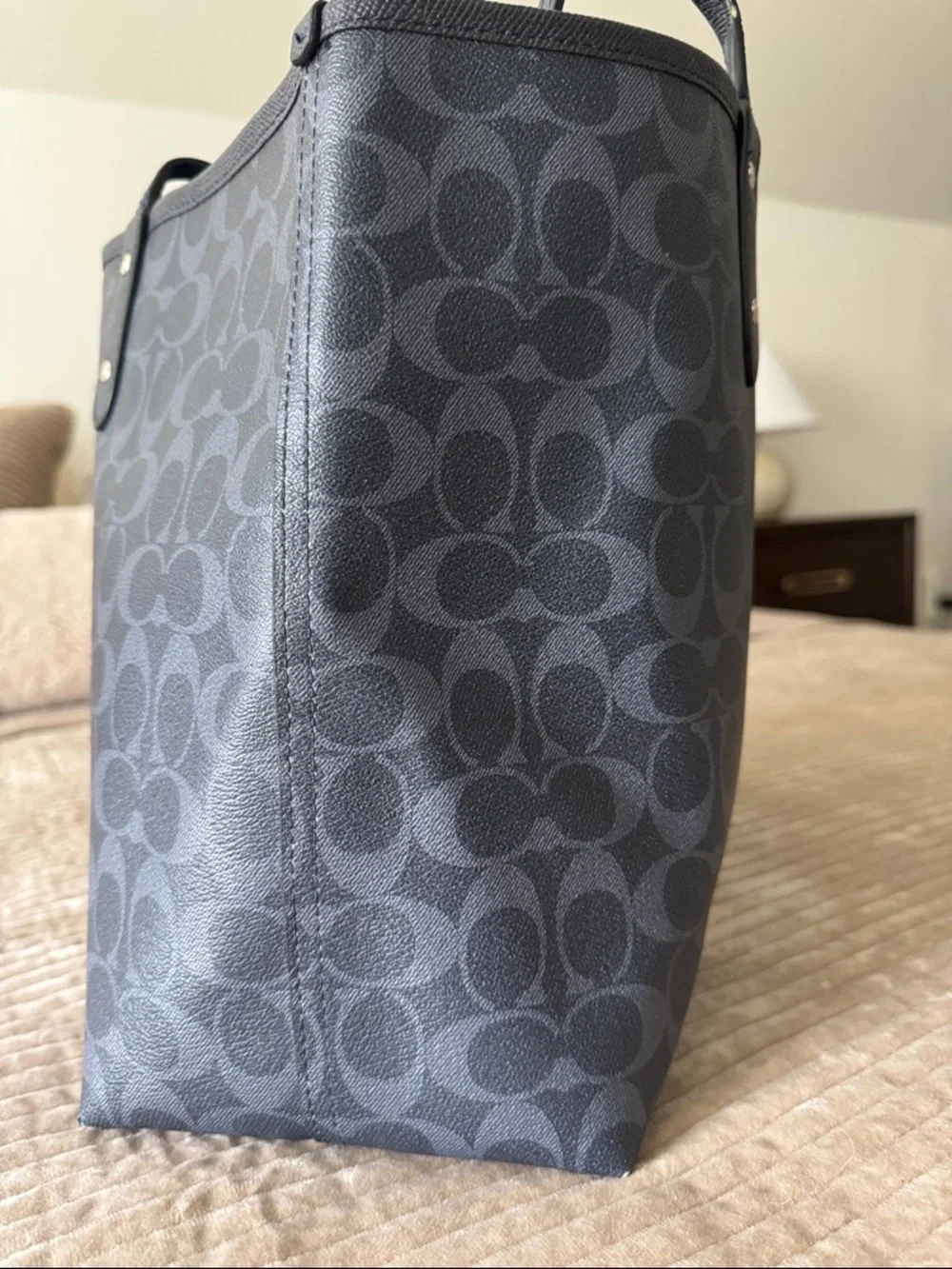Coach Reversible Canvas CityTote Signature Varsity Floral Stripe Purple Star EUC